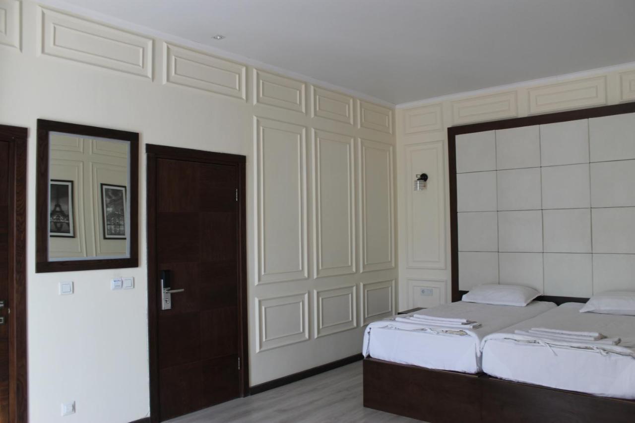 Sk Hotel Бишкек Экстерьер фото