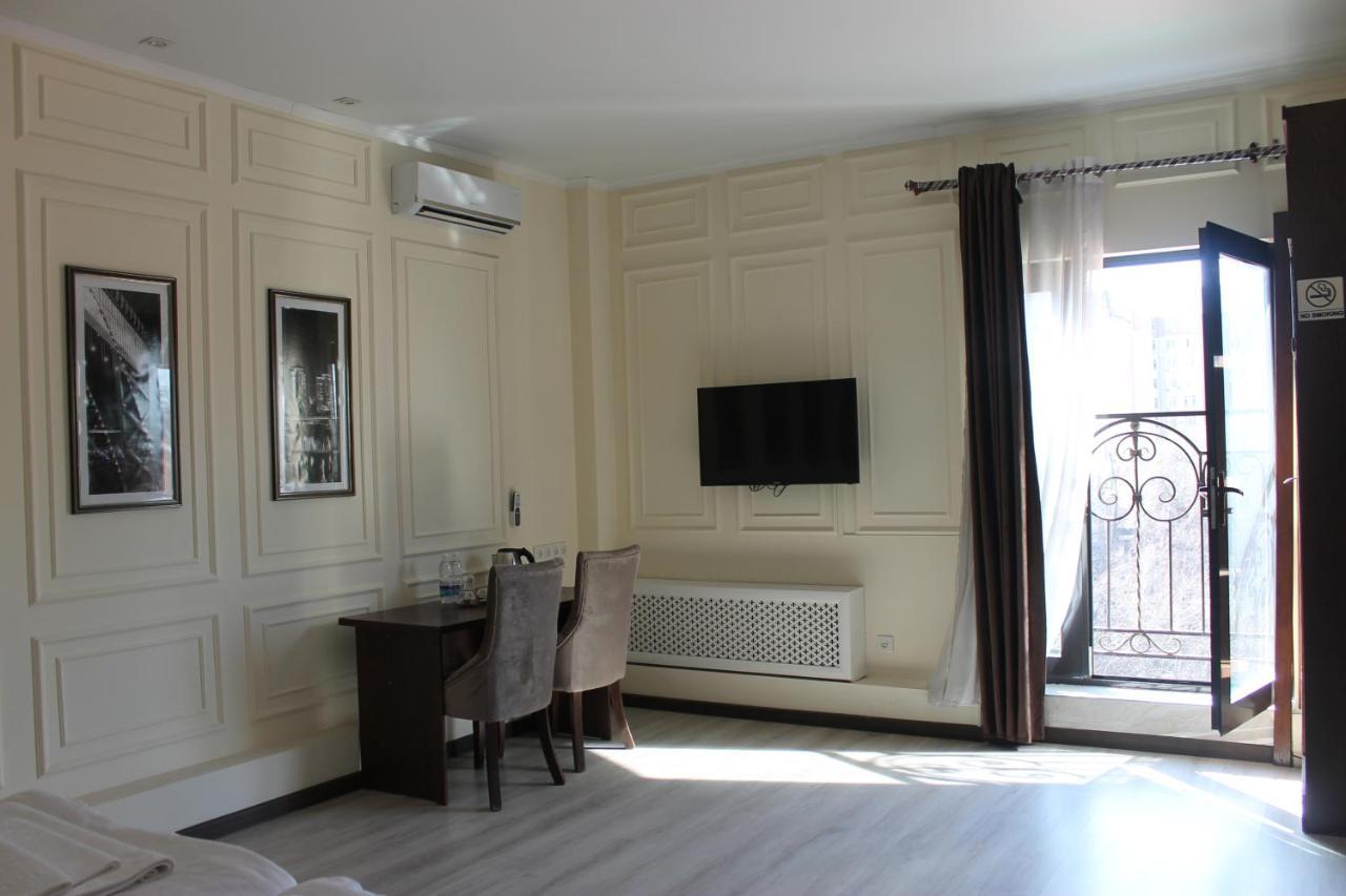 Sk Hotel Бишкек Экстерьер фото